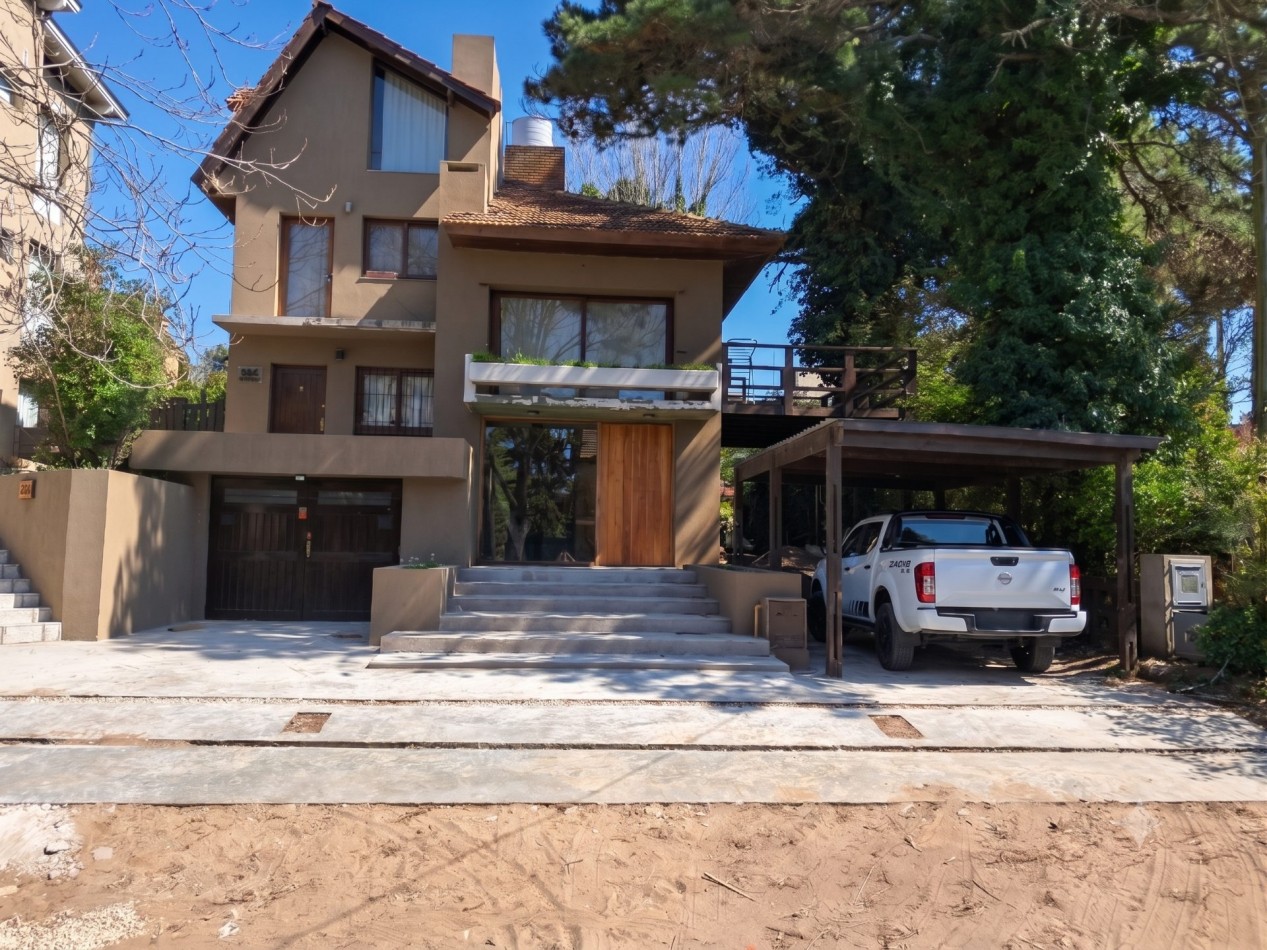 Duplex en venta, 3 dormitorios, 2 baños y patio con parrilla - Financiacion o permuta
