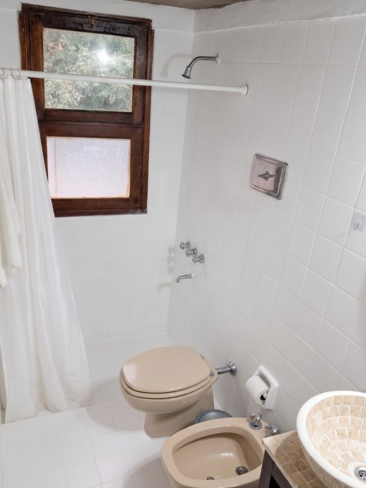 Duplex en venta, 3 dormitorios, 2 baños y patio con parrilla - Financiacion o permuta