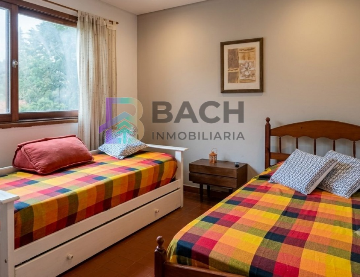 Duplex en venta, 3 dormitorios, 2 baños y patio con parrilla - Financiacion o permuta