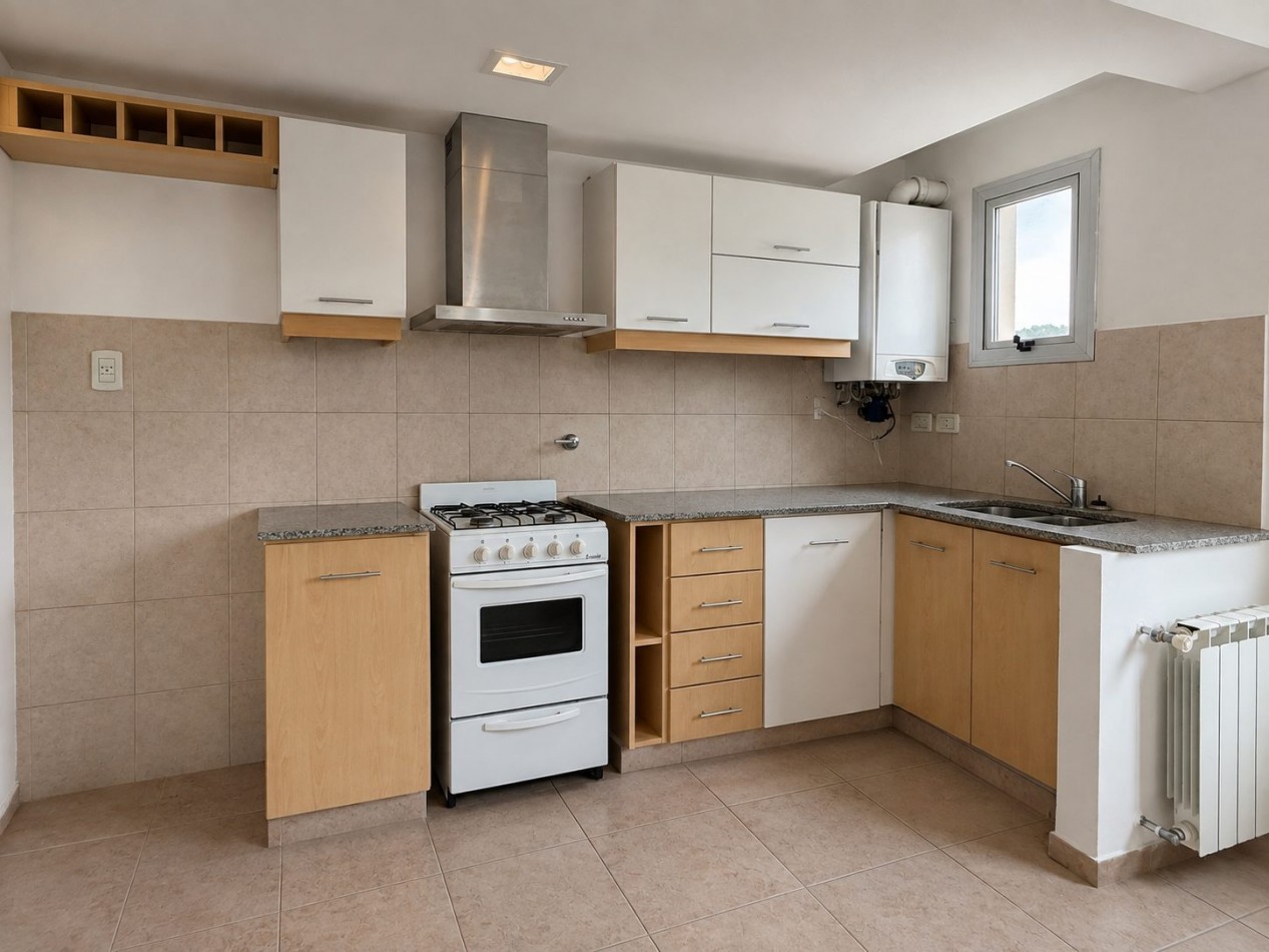 DEPARTAMENTO MODERNO 3 AMBIENTES EN VENTA - PINAMAR - GAS NATURAL, RADIADORES, CENTRO
