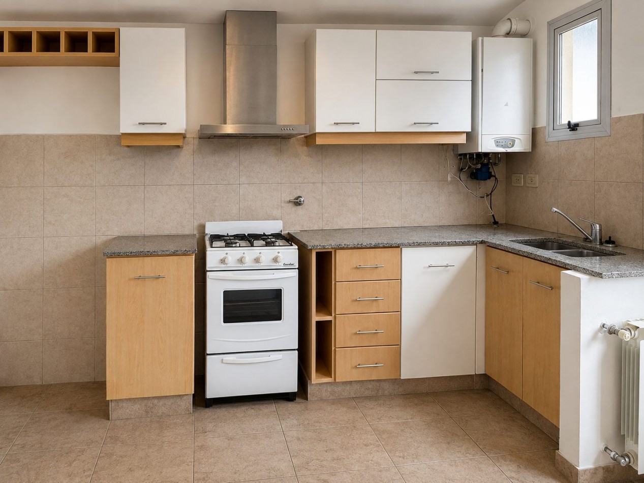 DEPARTAMENTO MODERNO 3 AMBIENTES EN VENTA - PINAMAR - GAS NATURAL, RADIADORES, CENTRO