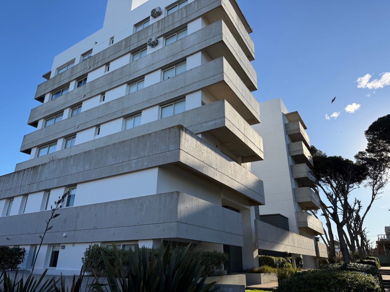 2 ambientes en alquiler temporal Pinamar, complejo con piscina y quincho con parrilla 