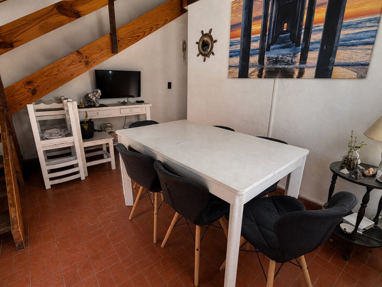 Duplex en venta, 3 dormitorios, 2 baños y patio con parrilla - Financiacion o permuta