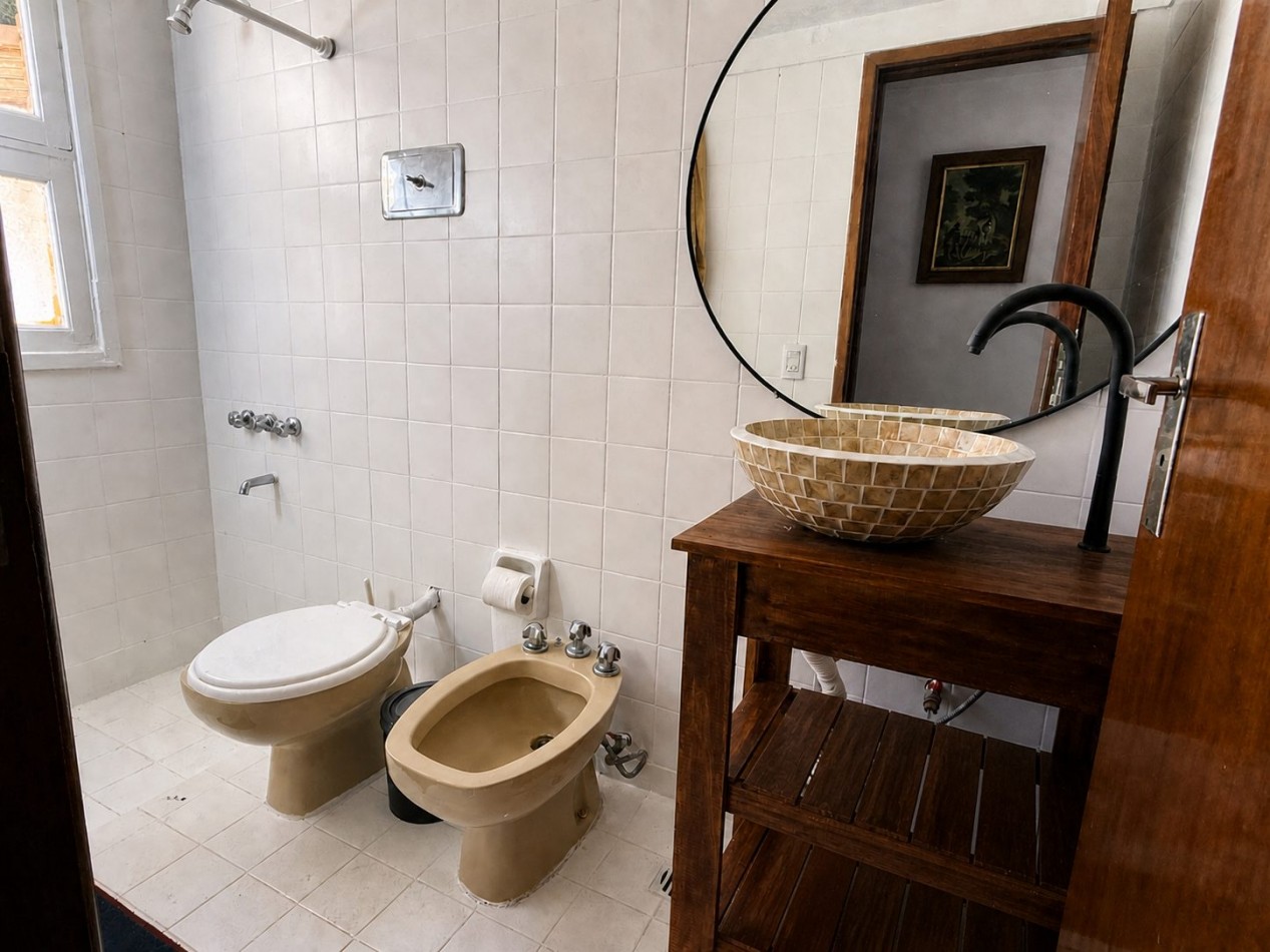 Duplex en venta, 3 dormitorios, 2 baños y patio con parrilla - Financiacion o permuta