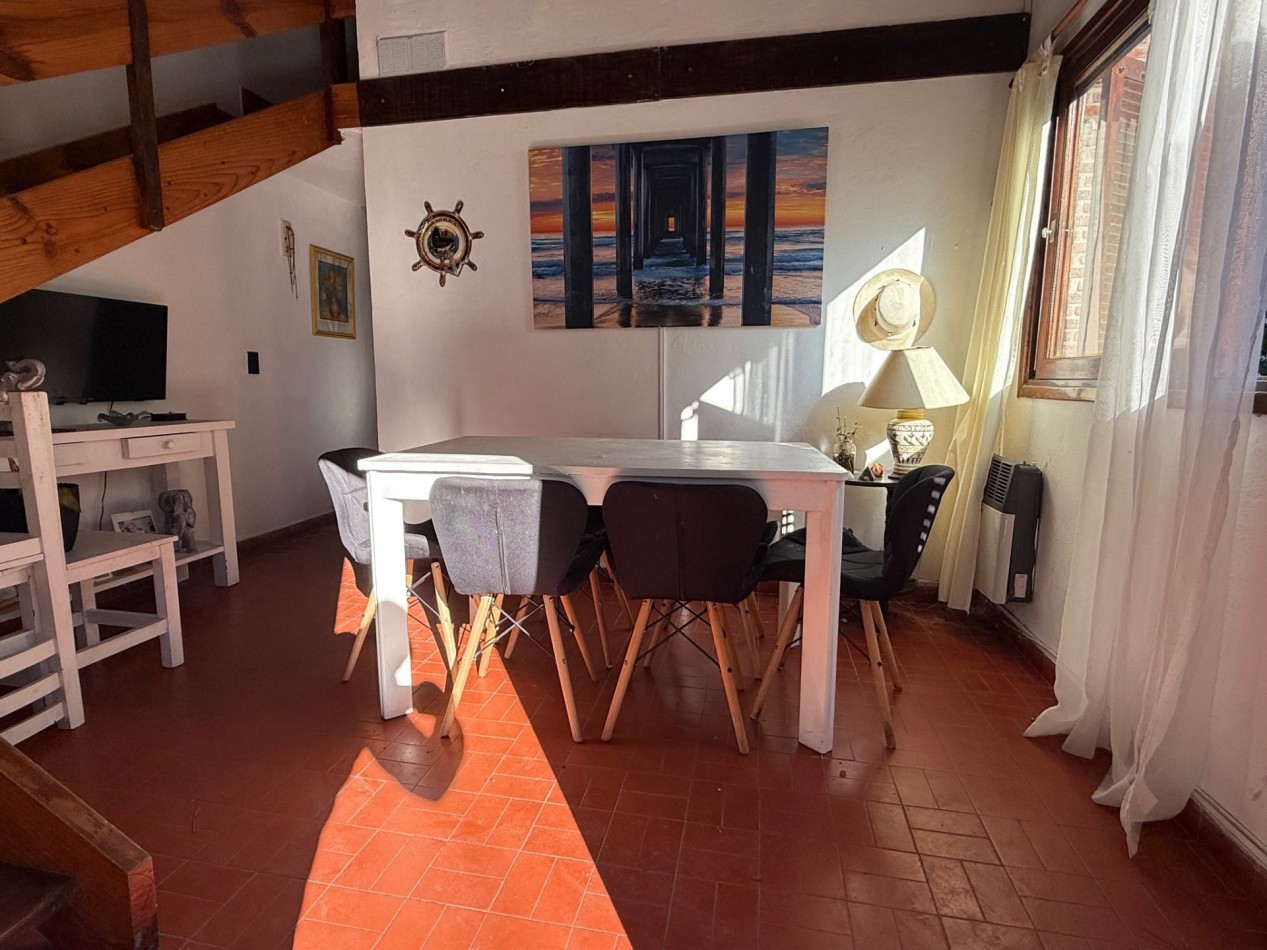 Duplex en venta, 3 dormitorios, 2 baños y patio con parrilla - Financiacion o permuta