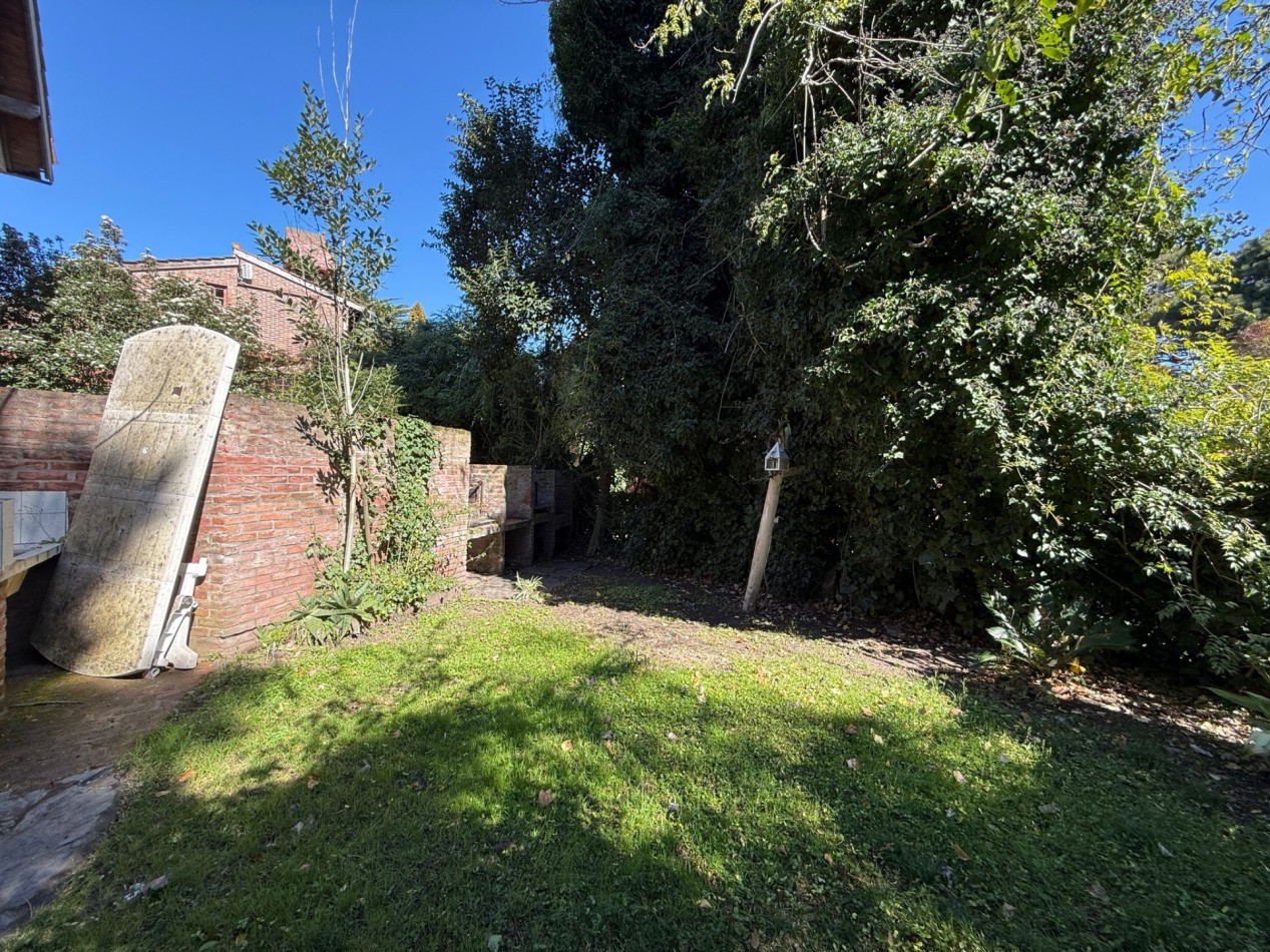 Duplex en venta, 3 dormitorios, 2 baños y patio con parrilla - Financiacion o permuta