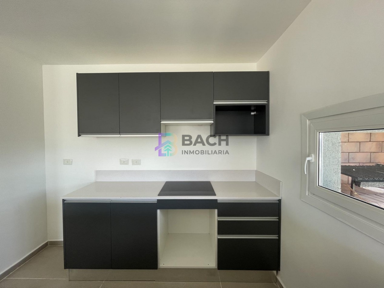 Moderno departamento 3 ambientes en venta, Pinamar centro. A estrenar