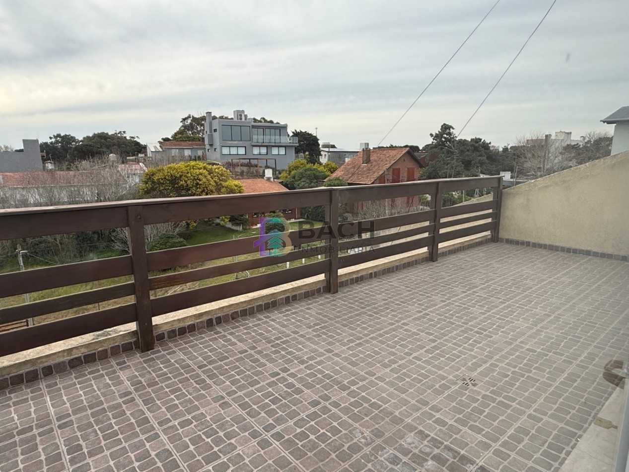Departamento en alquiler de verano por semana cerca del mar, 3 ambientes con terraza para seis personas UF 6
