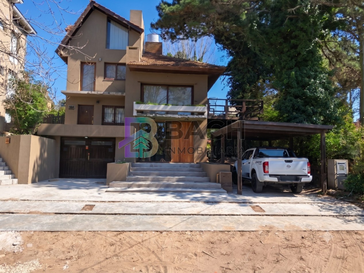 Duplex en venta, 3 dormitorios, 2 baños y patio con parrilla - Financiacion o permuta