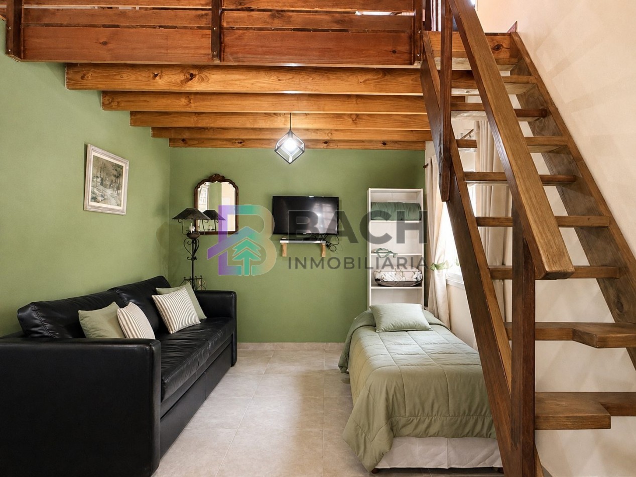 Casa en Venta Pinamar, con un departamento tipo loft, moderna, gas natural, renta