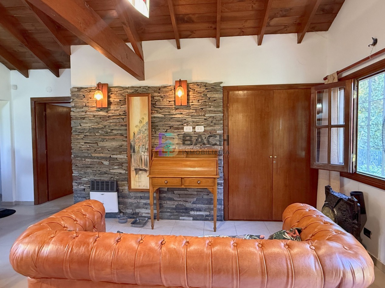Casa en alquiler de verano en Pinamar, zona centro para 5 personas con Piscina 