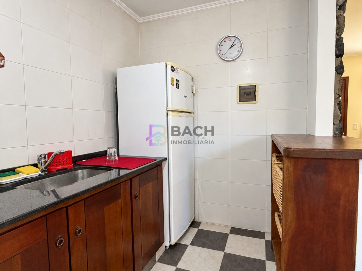 Duplex de 3 dormitorios a la venta en pinamar, con gas natural y patio privado 