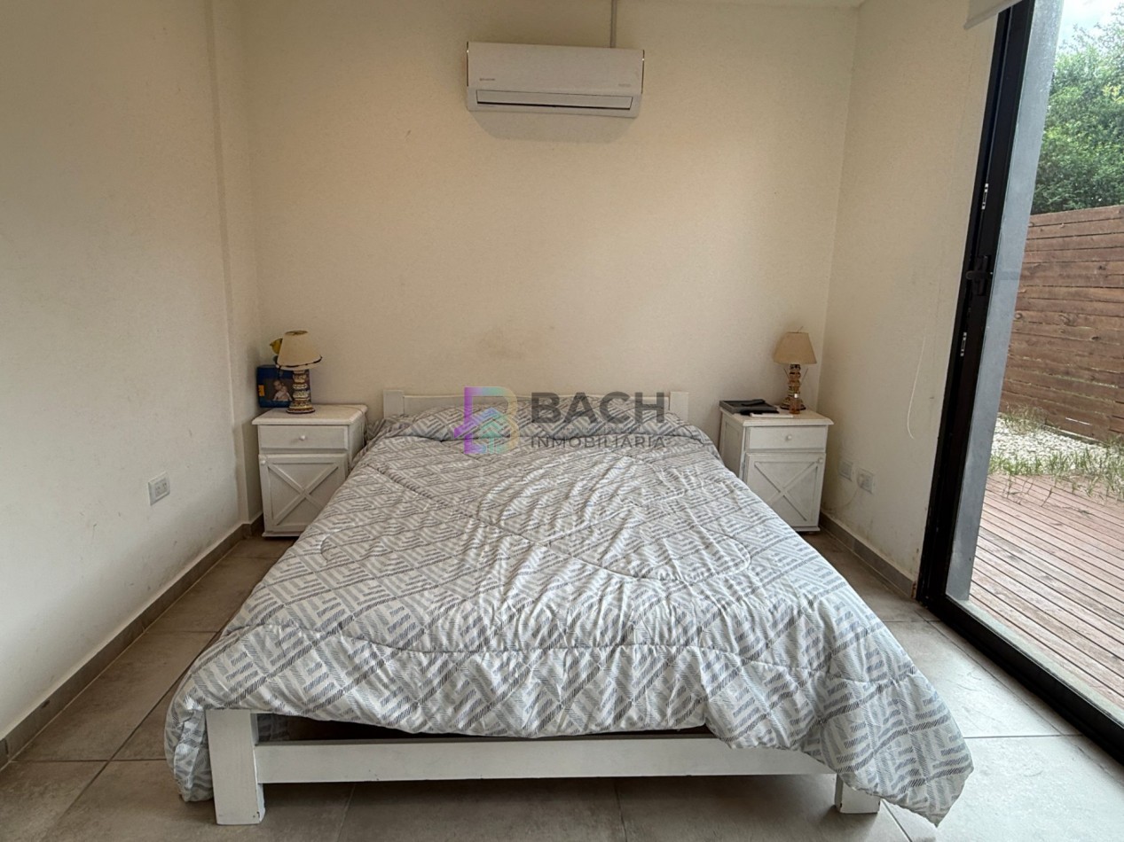 Departamento en Alquiler de verano en Pinamar para 5 personas, con patio con parrilla y cochera cubierta 
