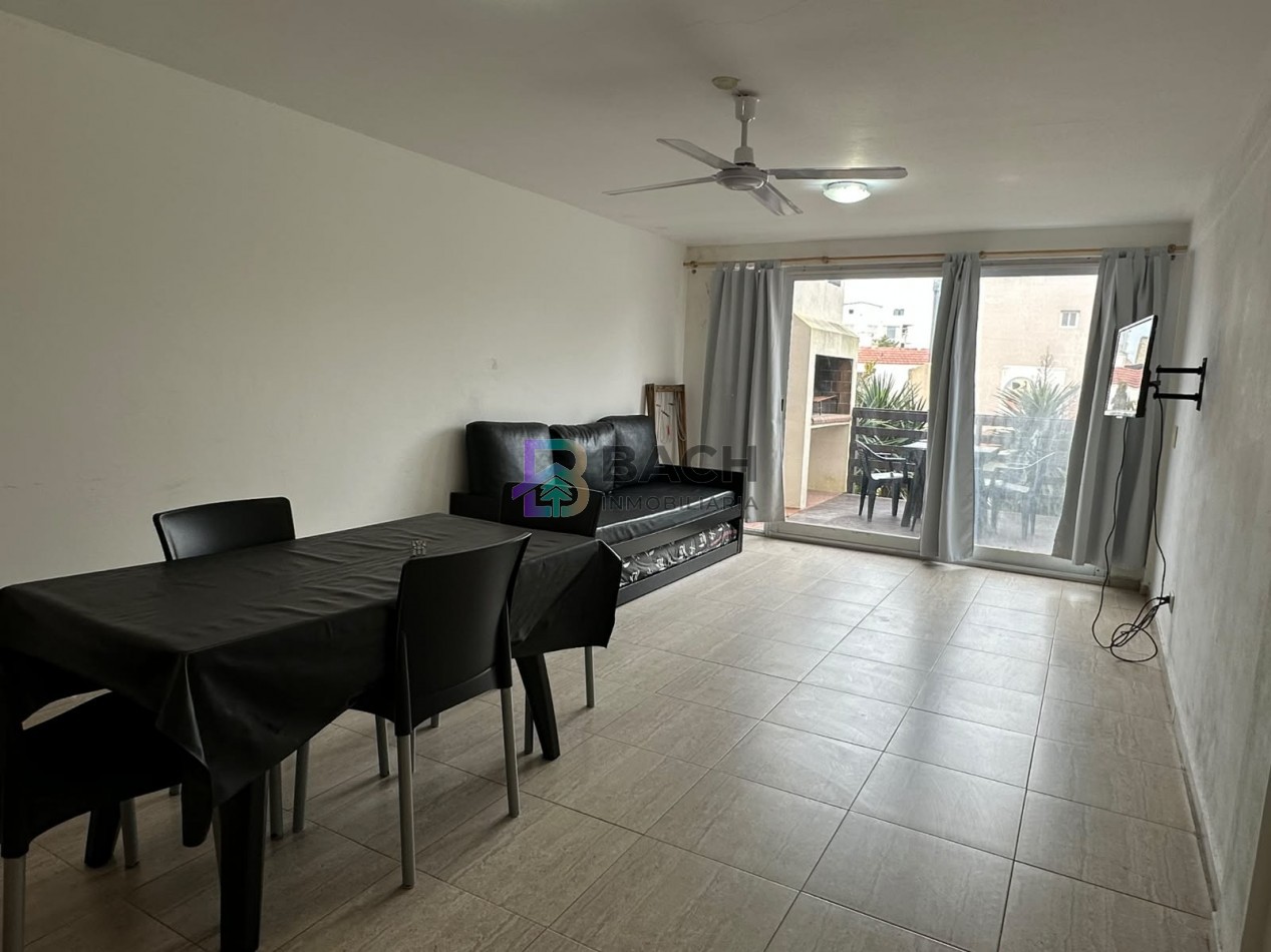 Departamento en alquiler de verano por semana cerca del mar, 2 ambientes con balcon para cuatro personas UF 1