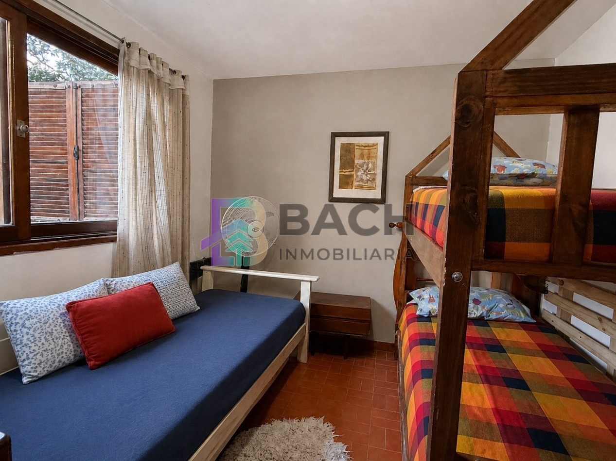 Duplex en venta, 3 dormitorios, 2 baños y patio con parrilla - Financiacion o permuta