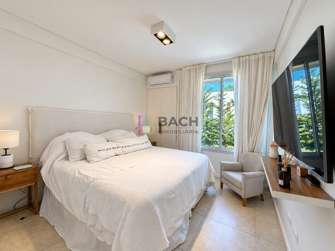 Venta Casa Moderna en Una Planta - Costa Esmeralda Barrio Ecuestre