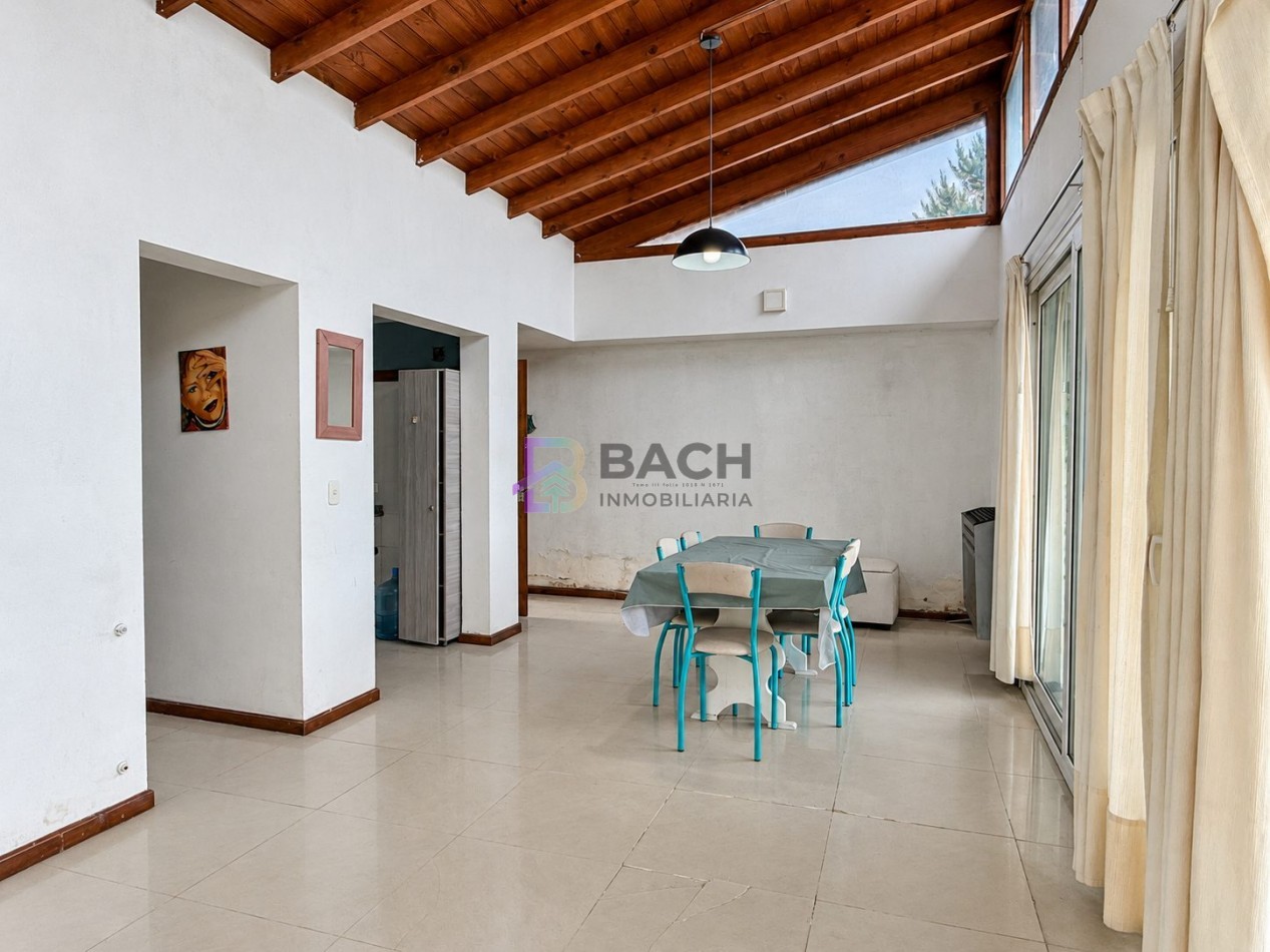 Moderna casa de 3 dormitorios muy luminosa en complejo cerrado a la venta, Pinamar. Complejo Las Palmas - Ostende 