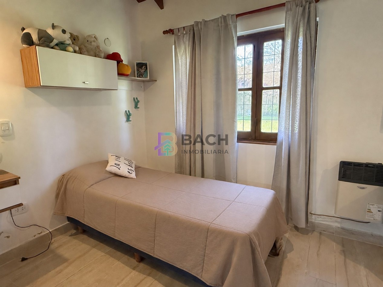 Casa en alquiler de verano en Pinamar, zona centro para 5 personas con Piscina 