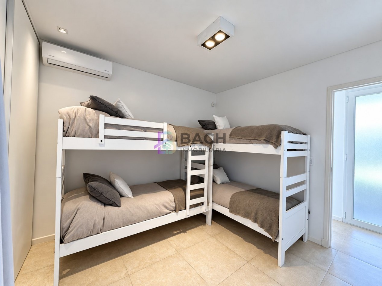 Venta Casa Moderna en Una Planta - Costa Esmeralda Barrio Ecuestre