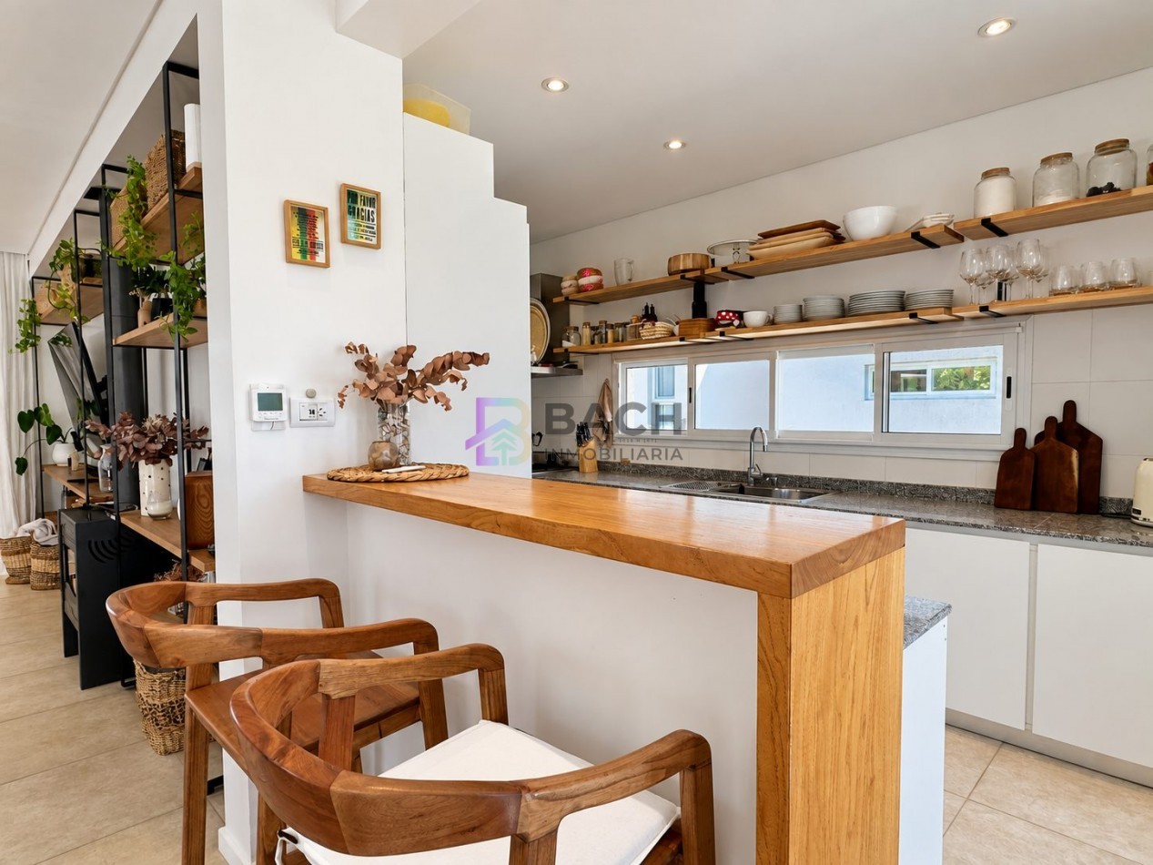 Venta Casa Moderna en Una Planta - Costa Esmeralda Barrio Ecuestre