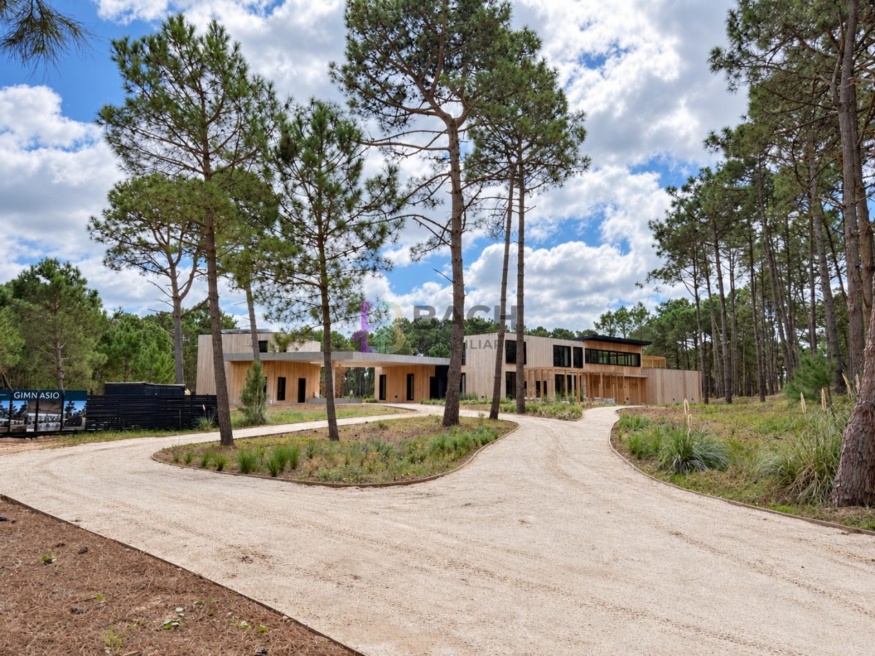 Lote en Venta Pinanar Norte Barrio Bosques 