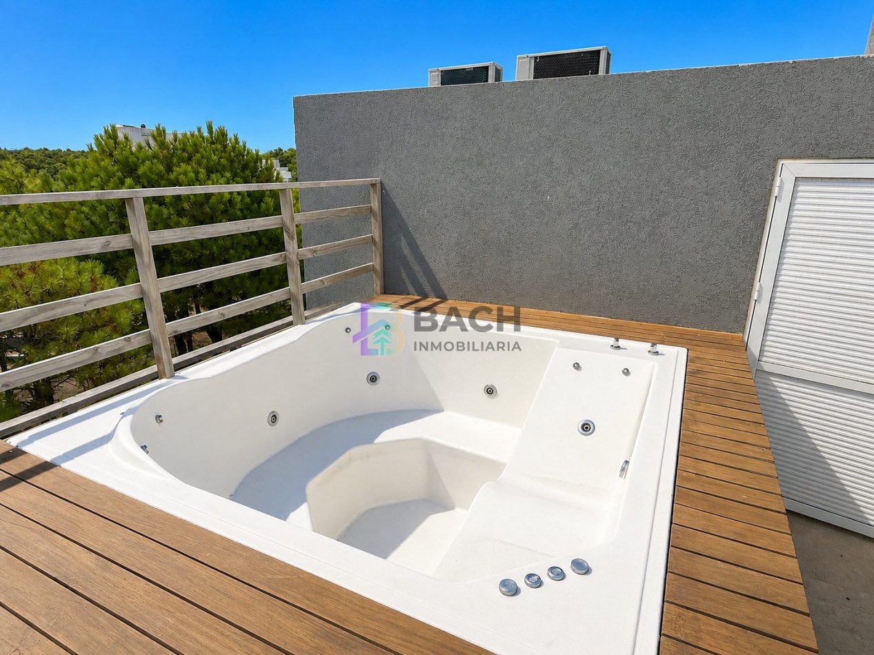 Departamento 3 ambientes en venta con dos cocheras y terraza privada en la frontera Pinamar, Renata norte