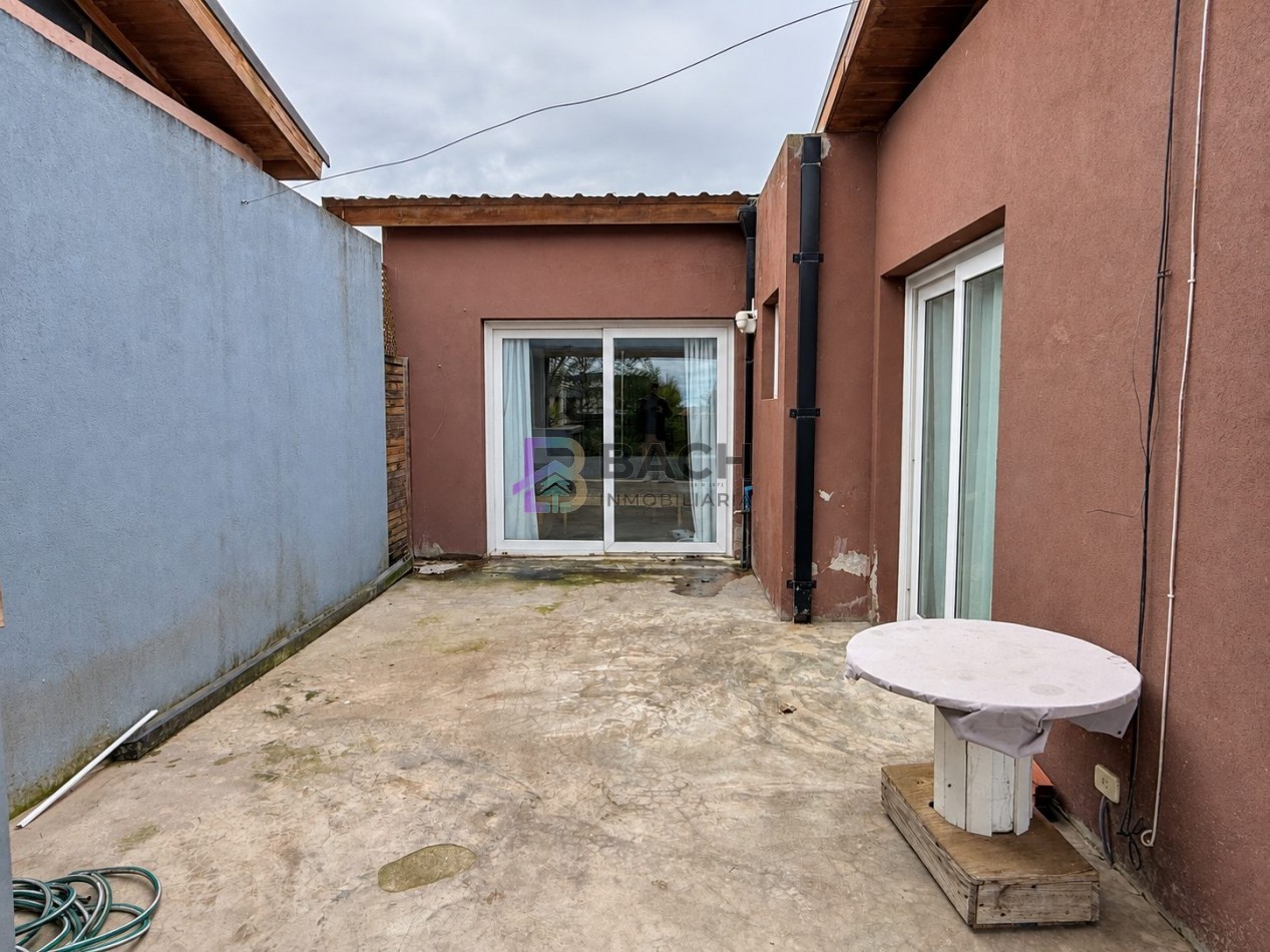 Moderna casa de 3 dormitorios muy luminosa en complejo cerrado a la venta, Pinamar. Complejo Las Palmas - Ostende 