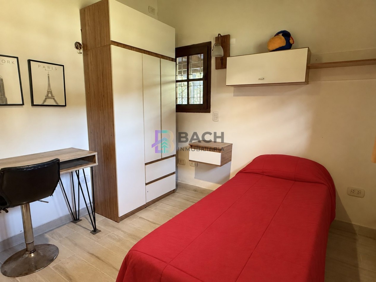 Casa en alquiler de verano en Pinamar, zona centro para 5 personas con Piscina 