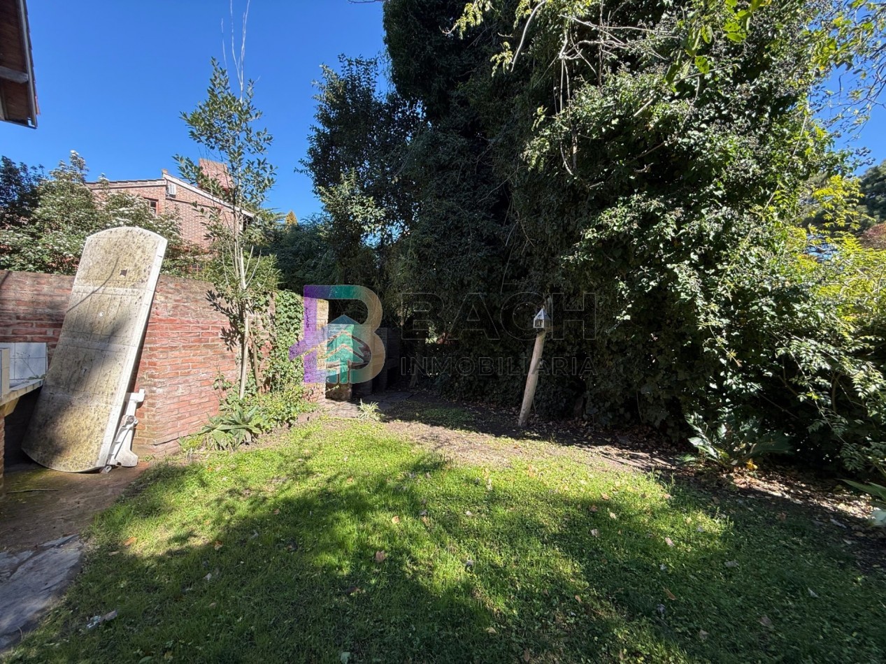 Duplex en venta, 3 dormitorios, 2 baños y patio con parrilla - Financiacion o permuta