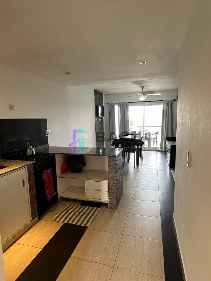 Departamento en alquiler de verano por semana cerca del mar, 2 ambientes con balcon para cuatro personas UF4