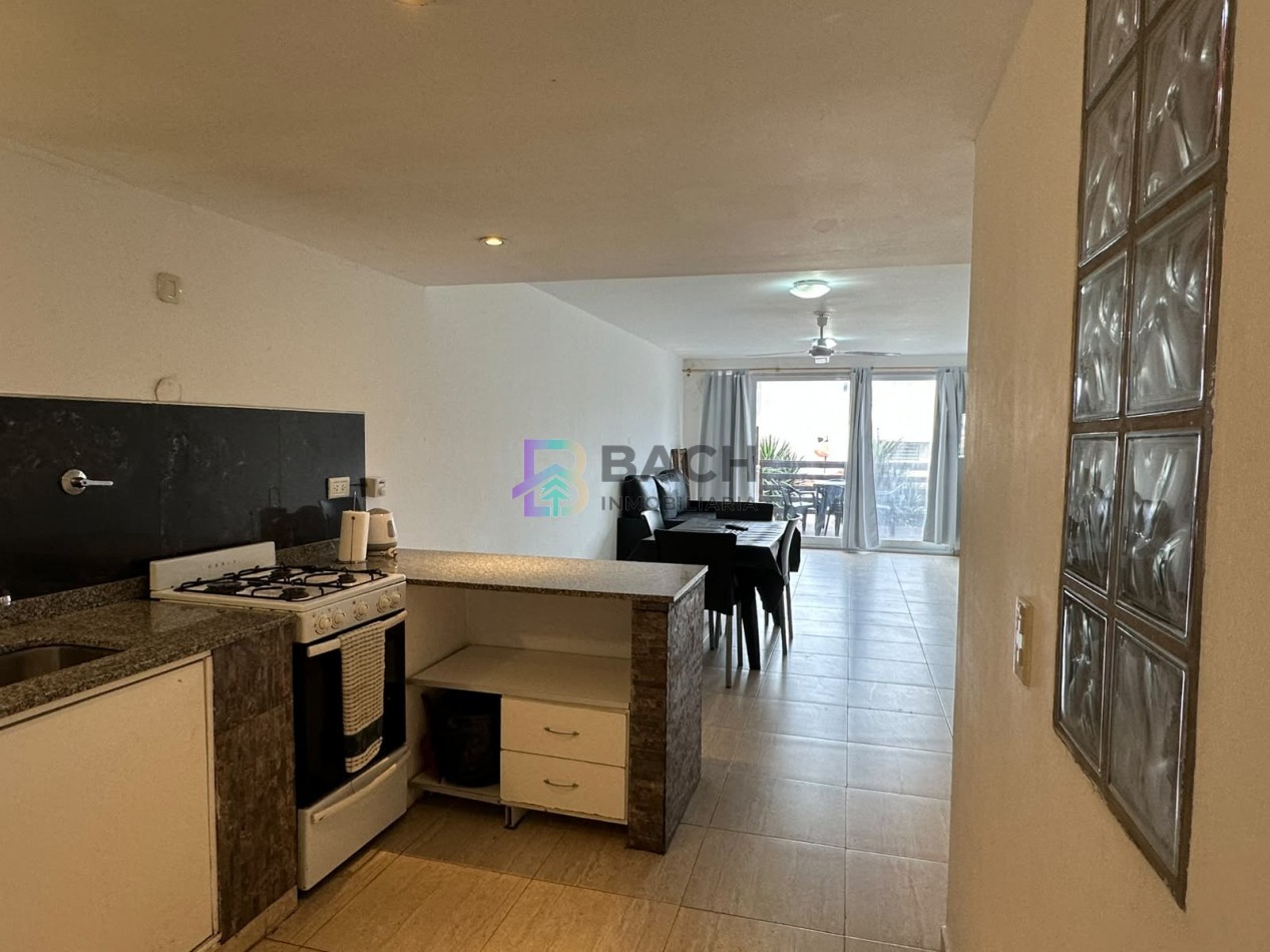 Departamento en alquiler de verano por semana cerca del mar, 2 ambientes con balcon para cuatro personas UF 1