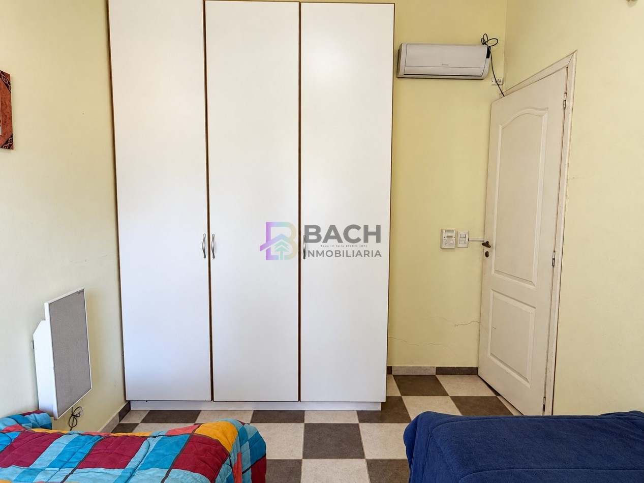 Duplex de 3 dormitorios a la venta en pinamar, con gas natural y patio privado 