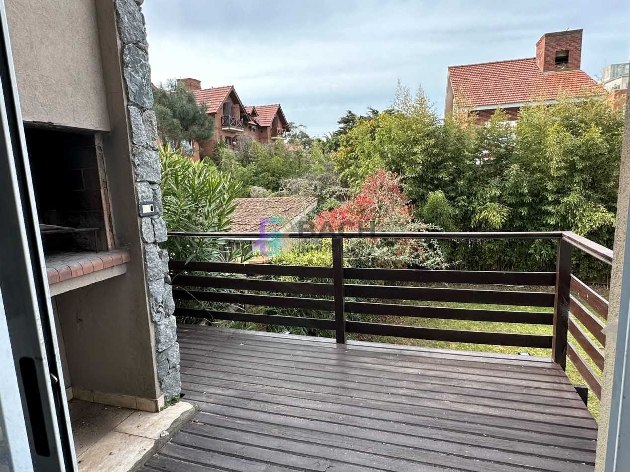 Departamento 3 ambientes en alquiler de verano por semanal a 150 metros del mar, 6 personas UF5