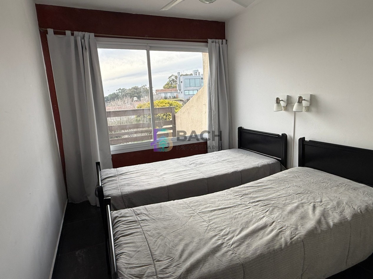 Departamento en alquiler de verano por semana cerca del mar, 3 ambientes con terraza para seis personas UF 6
