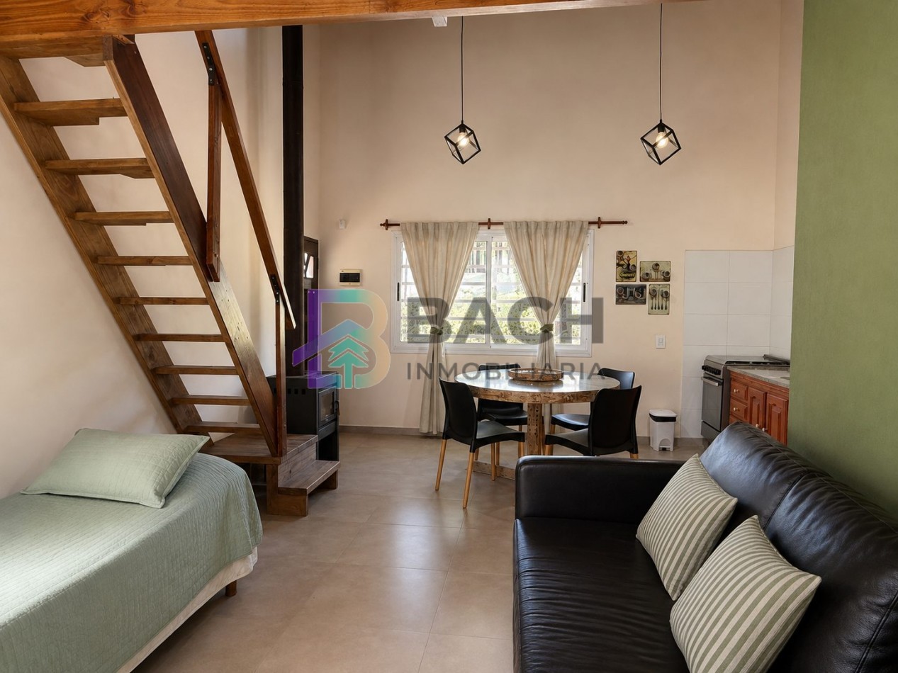 Casa en Venta Pinamar, con un departamento tipo loft, moderna, gas natural, renta