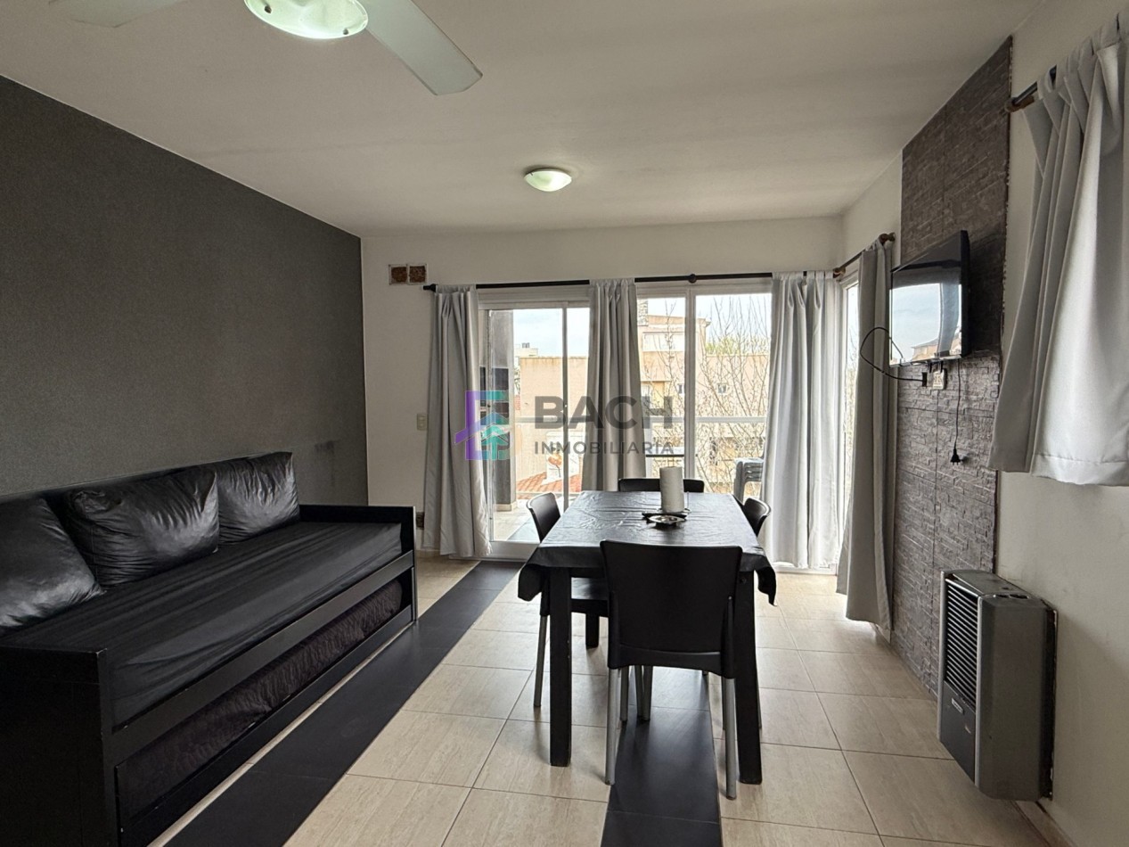 Departamento en alquiler de verano por semana cerca del mar, 2 ambientes con balcon para cuatro personas UF3