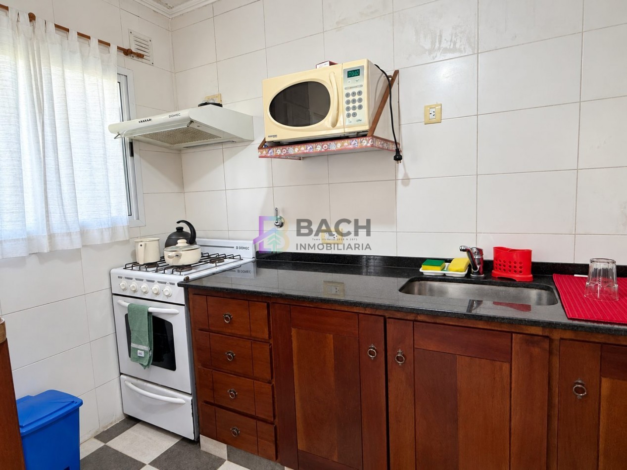 Duplex de 3 dormitorios a la venta en pinamar, con gas natural y patio privado 