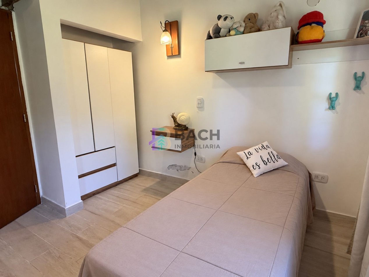 Casa en alquiler de verano en Pinamar, zona centro para 5 personas con Piscina 
