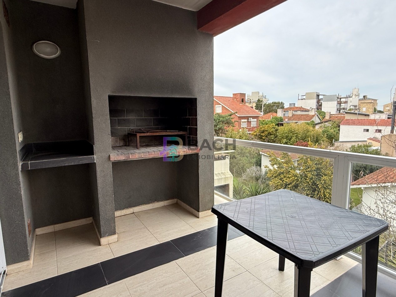 Departamento en alquiler de verano por semana cerca del mar, 2 ambientes con balcon para cuatro personas UF3