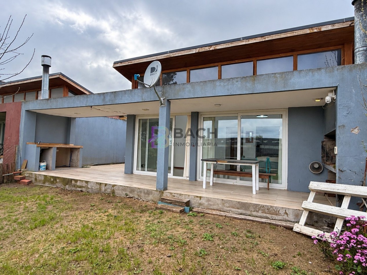 Moderna casa de 3 dormitorios muy luminosa en complejo cerrado a la venta, Pinamar. Complejo Las Palmas - Ostende 