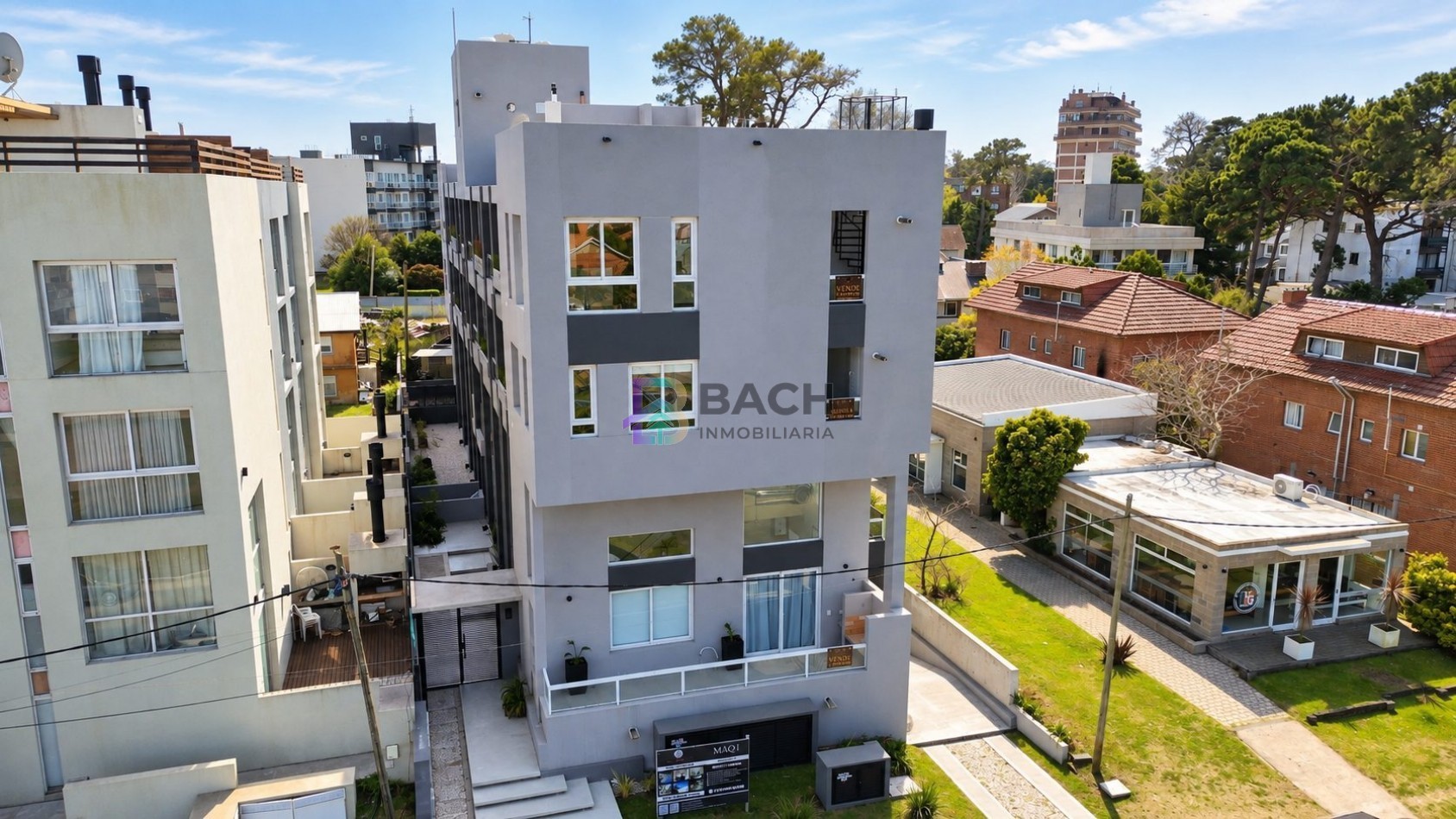 Departamento 2 ambientes a la venta en pinamar, con gas natural, losa radiante y cochera cubierta. Posibilidad de financiar o permuta parcial 