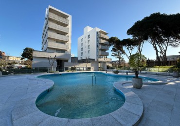 2 ambientes en alquiler temporal Pinamar, complejo con piscina y quincho con parrilla 