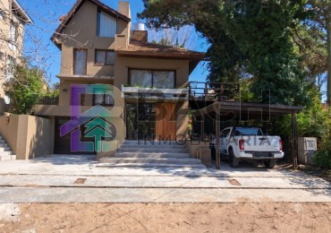 Duplex en venta, 3 dormitorios, 2 baños y patio con parrilla - Financiacion o permuta