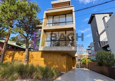 Moderno y luminoso departamento a la venta con gas natural, cochera 